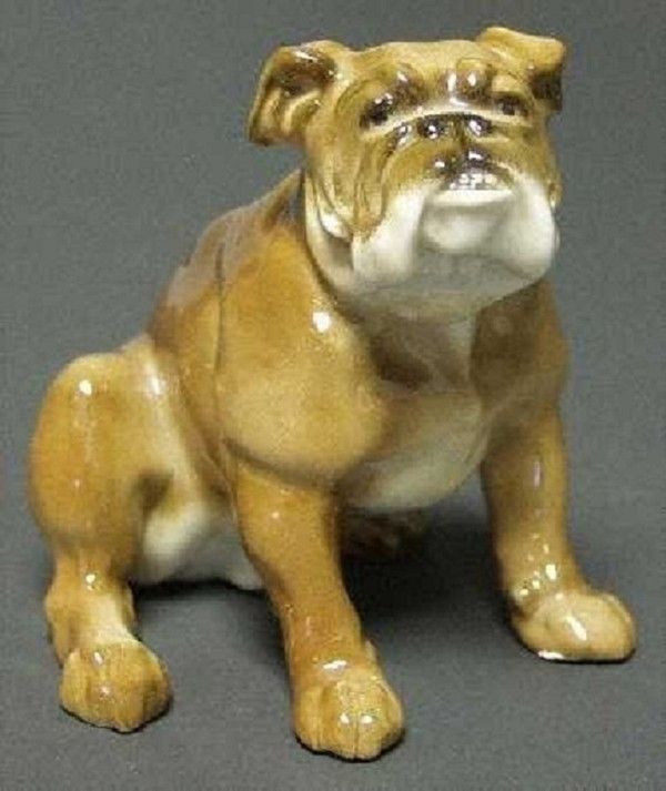 Figurine porcelaine...